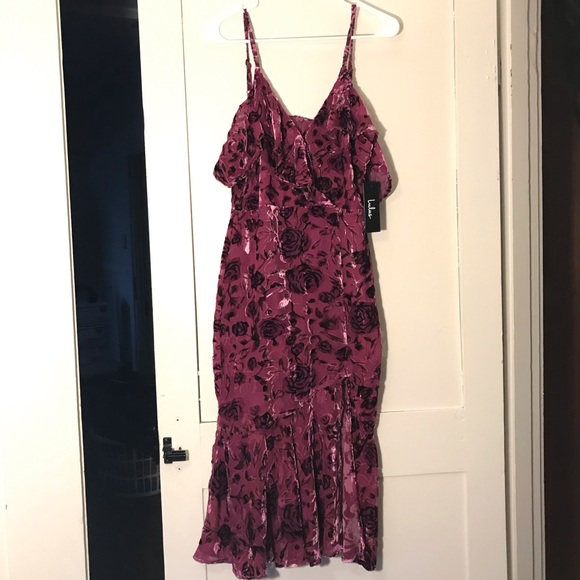 Lulus velvet dress - Picture 4 of 6